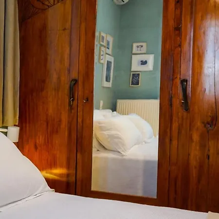 Bellis Perennis Apartment Argostoli (Kefalonia)