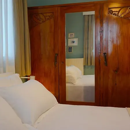 Bellis Perennis * Argostoli (Kefalonia)